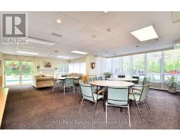 506 - 237 KING STREET W - 39
