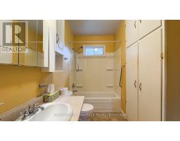 157 DUNLOP STREET - 25
