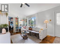 122 SPADINA ROAD E - 10