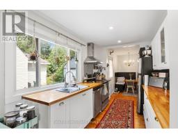 122 SPADINA ROAD E - 20