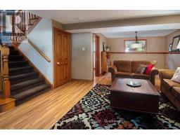 139 WATERLOO STREET S - 21