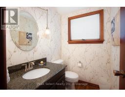 139 WATERLOO STREET S - 26