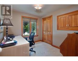 139 WATERLOO STREET S - 33