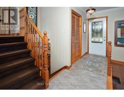 139 WATERLOO STREET S - 8
