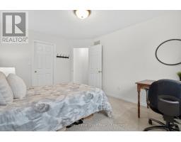 90 UDVARI CRESCENT - 13