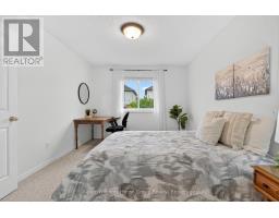 90 UDVARI CRESCENT - 14