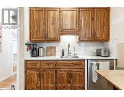 35 RANKIN STREET - 10