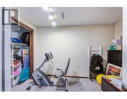 113 FALSTAFF STREET - 35