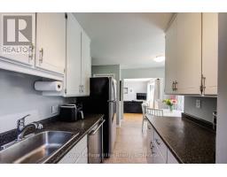 11 WARWICK ROAD - 14