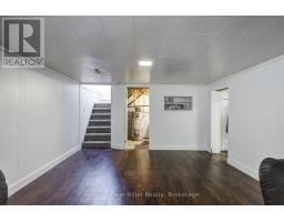 11 WARWICK ROAD - 26