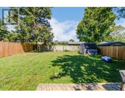 11 WARWICK ROAD - 35