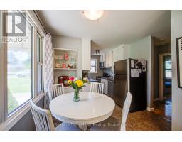 11 WARWICK ROAD - 7