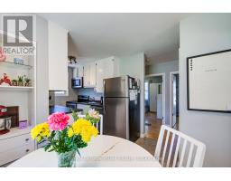 11 WARWICK ROAD - 9