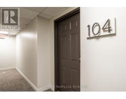 104 - 22 ST. ANDREW STREET N - 3
