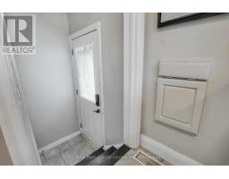 52 AVENUE ROAD - 11