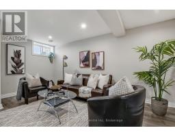 52 AVENUE ROAD - 12