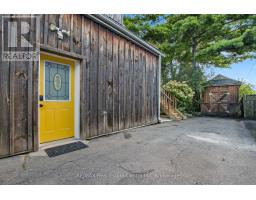 52 AVENUE ROAD - 18