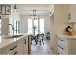 25 AVERY PLACE - 21