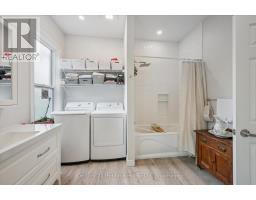 246 THAMES STREET N - 12