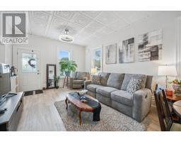246 THAMES STREET N - 4
