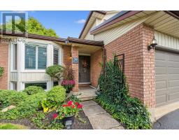 39 GREENWICH DRIVE - 29