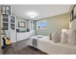 12 GREENBRIER ROAD - 22
