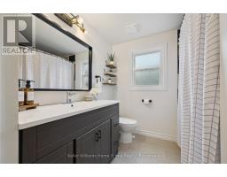 12 GREENBRIER ROAD - 23