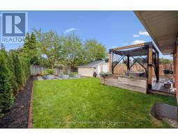 12 GREENBRIER ROAD - 27