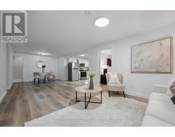 12 GREENBRIER ROAD - 31