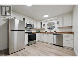 12 GREENBRIER ROAD - 33