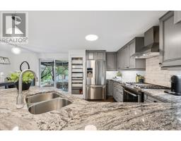 12 GREENBRIER ROAD - 9