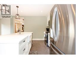 36 MCNAB STREET - 24