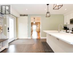 36 MCNAB STREET - 27
