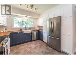 34 WOODRIDGE DRIVE - 9