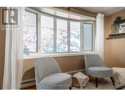 292 REDFORD CRESCENT - 10