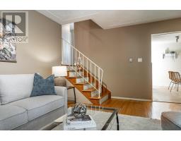292 REDFORD CRESCENT - 12