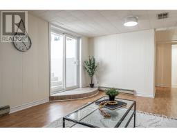 292 REDFORD CRESCENT - 23