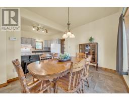 690 WALLACE AVENUE S - 19