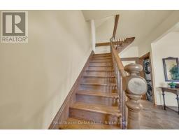 690 WALLACE AVENUE S - 29