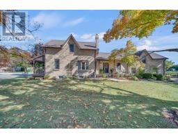 690 WALLACE AVENUE S - 4