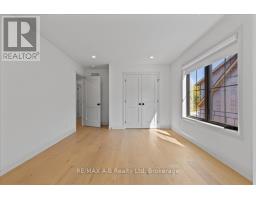 53 WORSLEY STREET - 32
