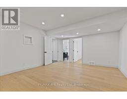 53 WORSLEY STREET - 36