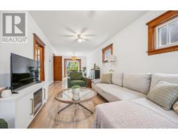 39 AGNES STREET - 28