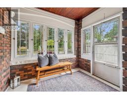 39 AGNES STREET - 3