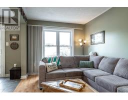 74 BURNHAM COURT - 24