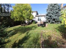 40 SHOEMAKER CRESCENT - 10