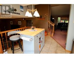 40 SHOEMAKER CRESCENT - 39