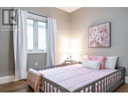121 GLASS STREET - 10