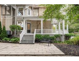 18 WATERLOO STREET N - 2