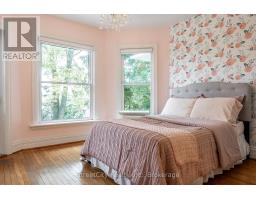 18 WATERLOO STREET N - 20